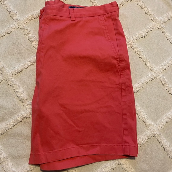 Vineyard Vines | 7 inch Breaker Shorts NWT Brand New Jetty Red - Picture 2 of 8